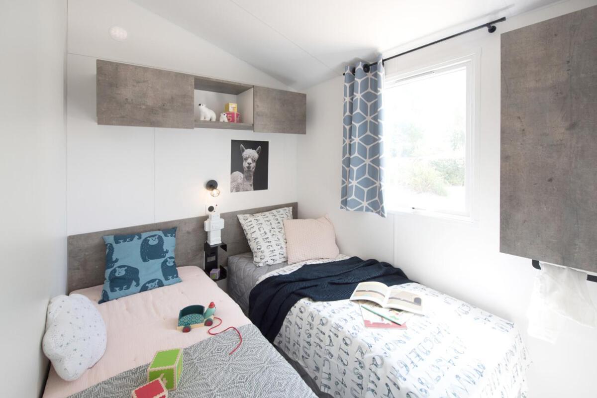 Gouville-sur-Mer Chalet Bord De Mer מראה חיצוני תמונה